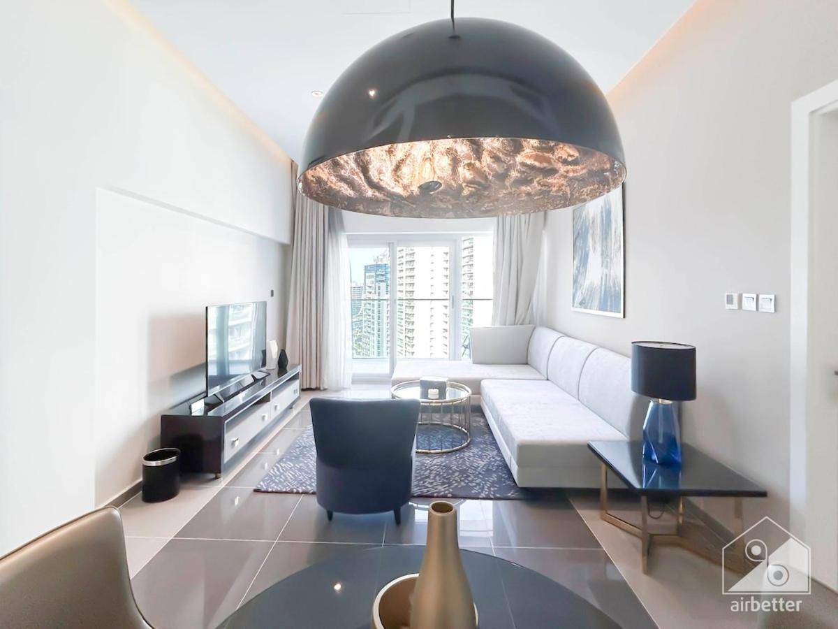 Luxury Stay At Damac Majestine With Balcony & Views Dubai Bagian luar foto